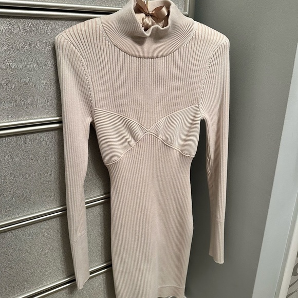 NBD Dress - Picture 3 of 9